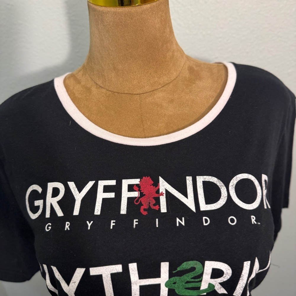 Harry Potter T Shirt Women 2X Plus Gryffindor Slytherin Ravenclaw Hufflepuff​​ - Picture 4 of 9
